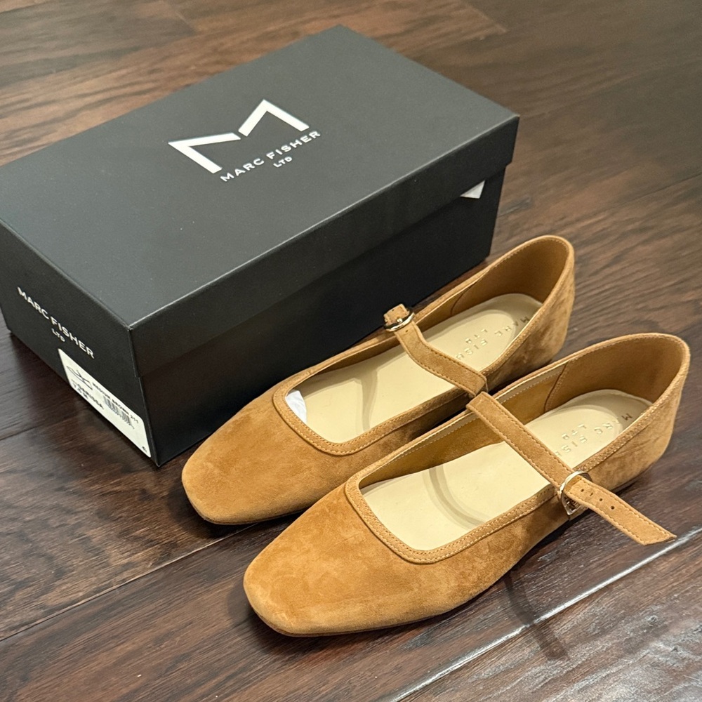 Marc Fisher Garissa Mary Jane Flats- New never worn